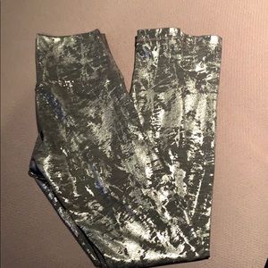 Lululemon rare silver foil legging